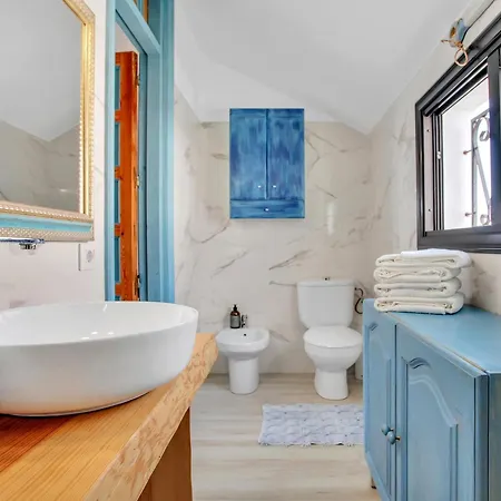 Duplex Renovado Con Piscina Y Wi-fi Junto A La Playa - Es-347-15 * Арона