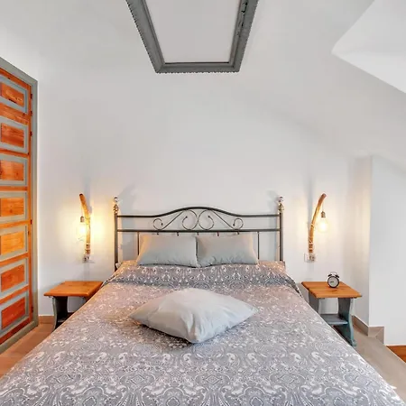 Апартаменты Duplex Renovado Con Piscina Y Wi-fi Junto A La Playa - Es-347-15 *